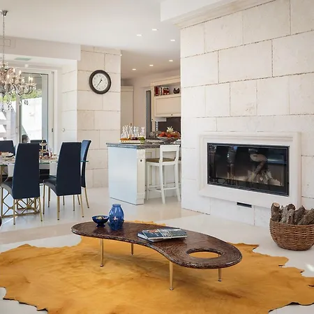 Luxury Charme Villa Bobovisca
