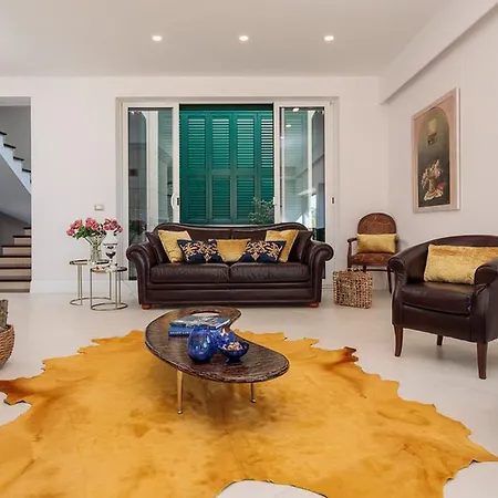 Luxury Charme Villa
